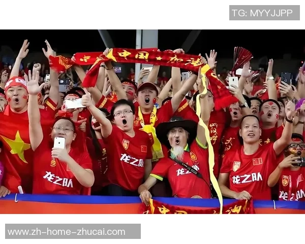 足球明星赛场瞬间定格精彩时刻尽显风采与激情的照片集锦